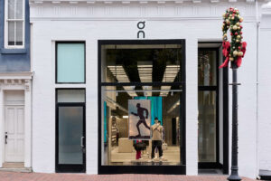 1211 Wisconsin Ave NW On Storefront Photo