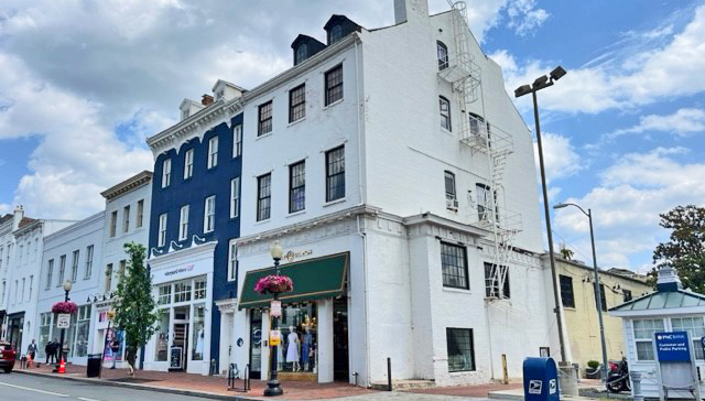 1211 Wisconsin Ave NW Tory Burch Exterior Photo 2 Crop