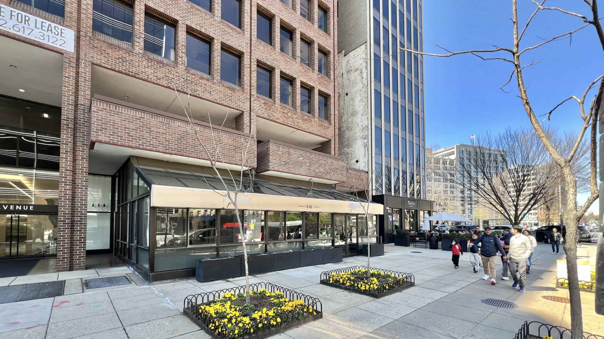 818 Connecticut Ave NW | HR Retail